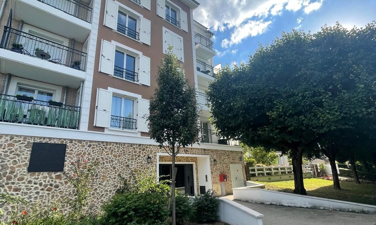 appartement-f2-residence-claye-souilly-77