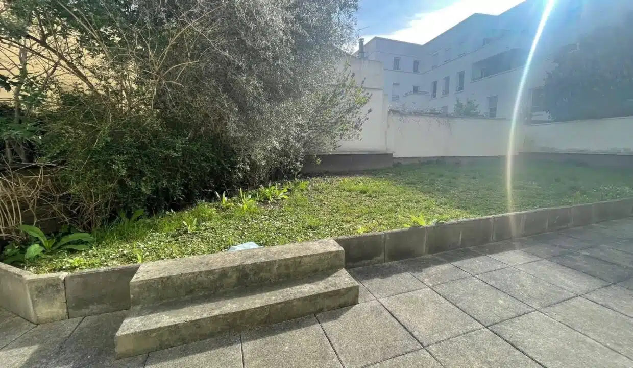 SAINTDENIS-JARDIN